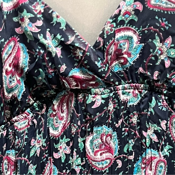 Navy and Pink Paisley Accent Spaghetti Strap, Floor Length Maxi Dress. - Picture 3 of 5